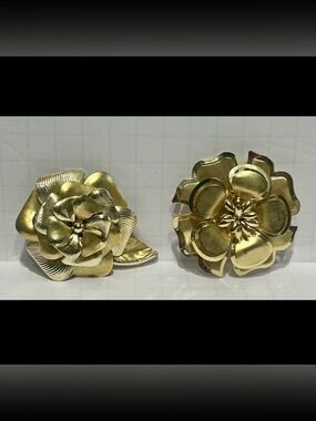 2 Vintage Gold Tone Floral Brooch Pins Layered Rose & Abstract Flower Lot